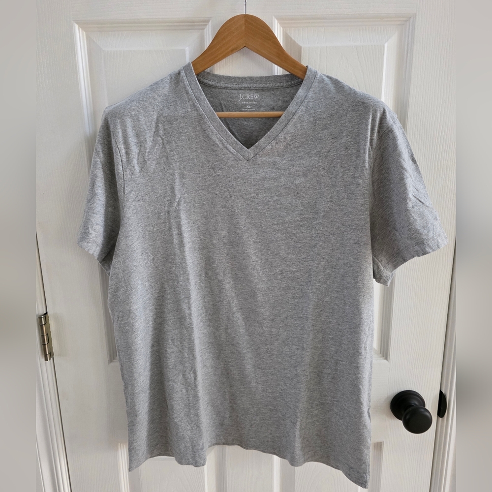J. Crew Men's Light Gray V-Neck Tee